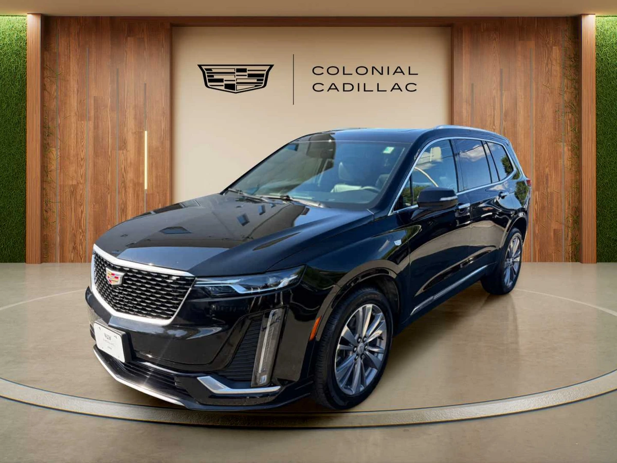 2025 Cadillac XT6