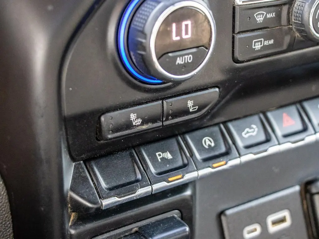 2021 Chevrolet Silverado 1500 RST Z71 photo 28