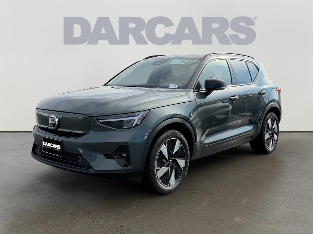 2026 Volvo - image 2