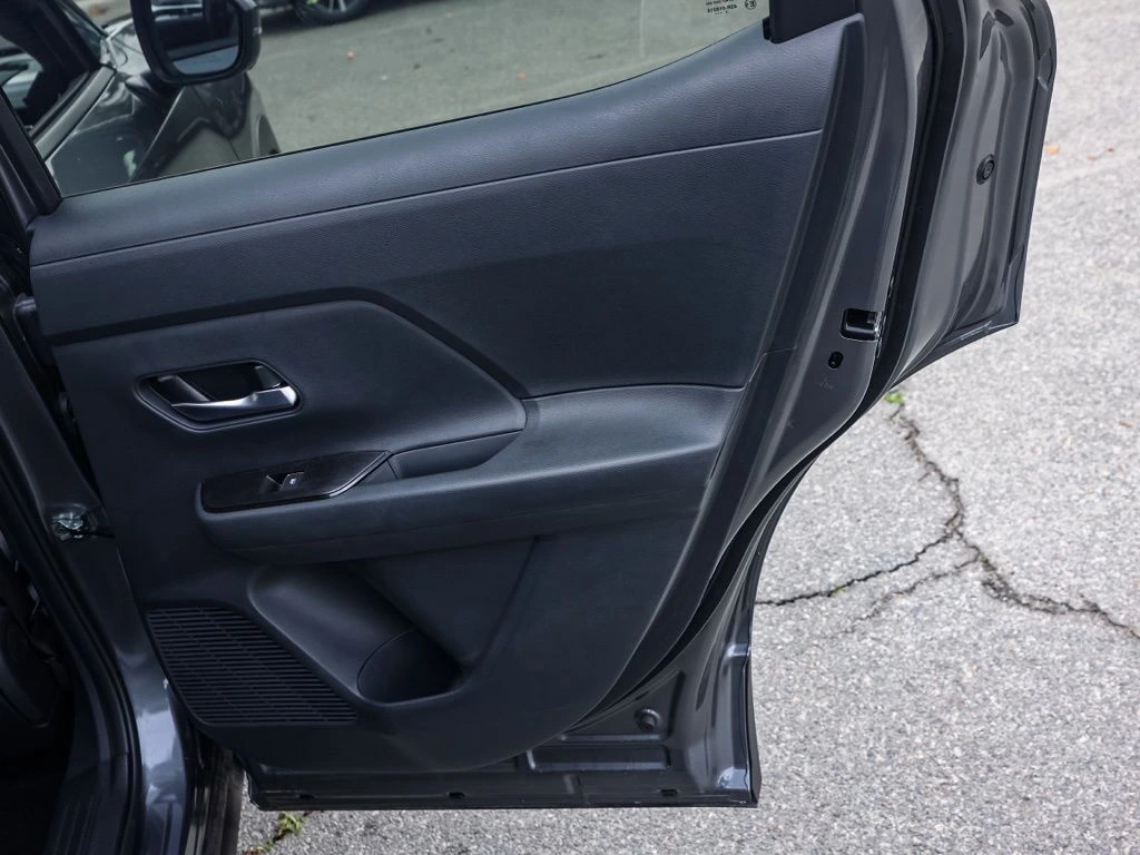 2026 Nissan KICKS SR - Photo 18