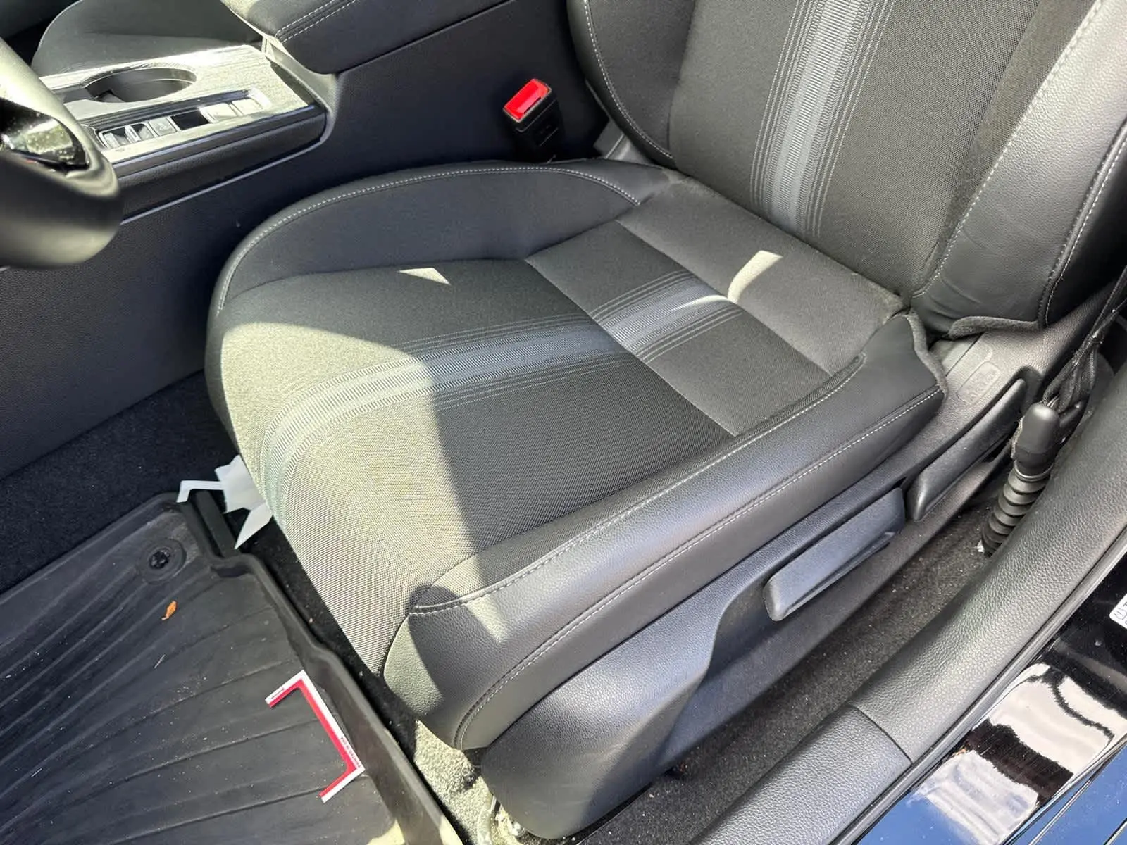 2025 Honda Civic Sport photo 15