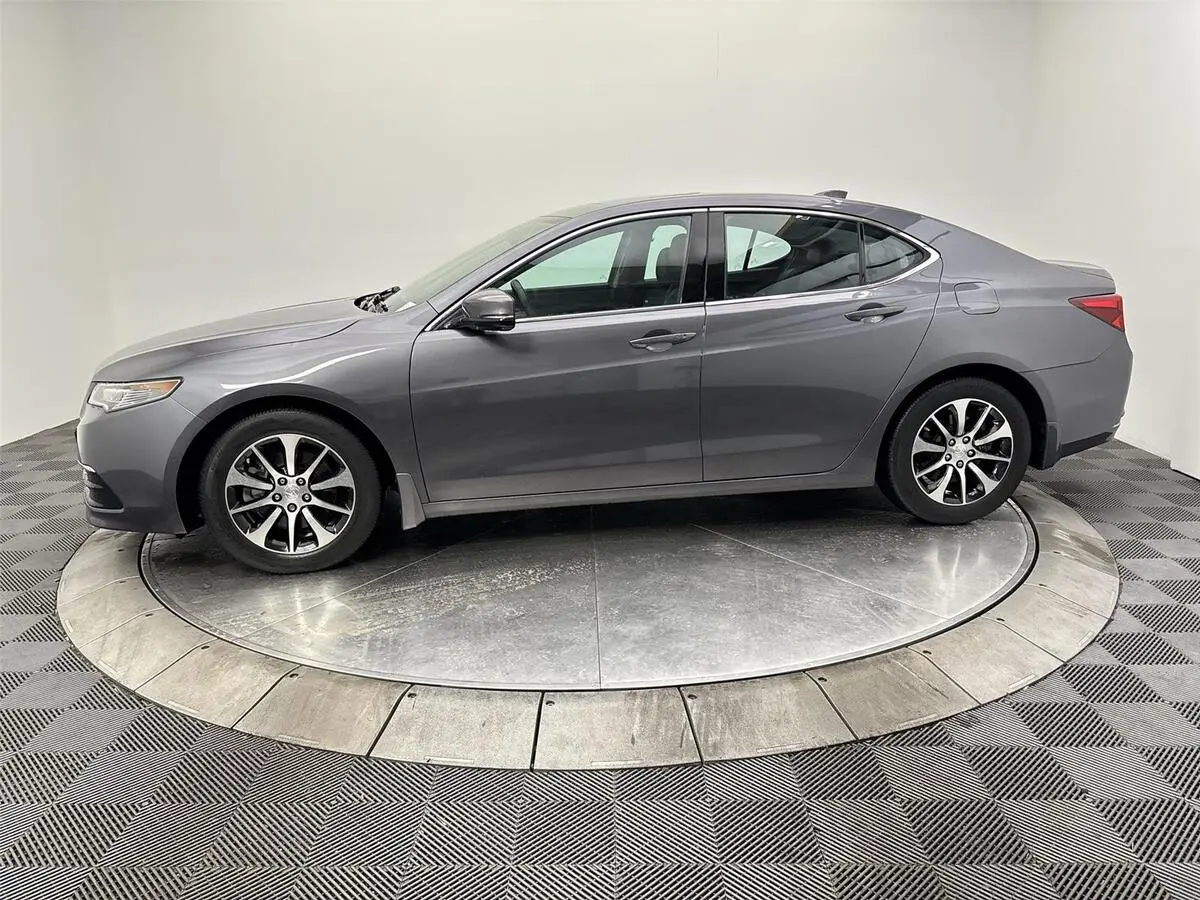 2017 Acura TLX Technology photo 4