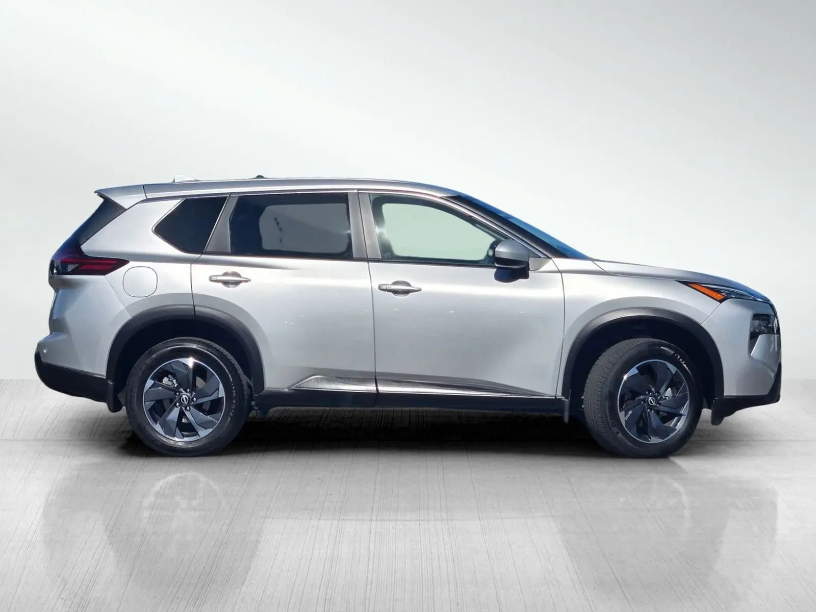 2025 Nissan Rogue AWD SV photo 3