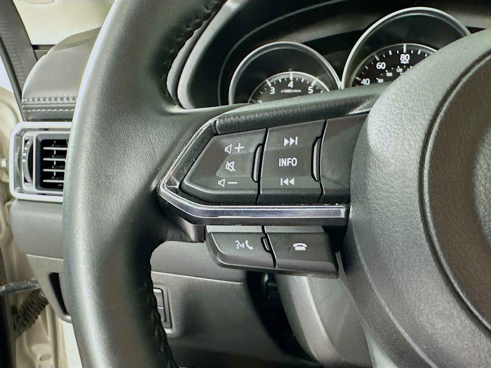 2024 Mazda CX-5 2.5 Select photo 22