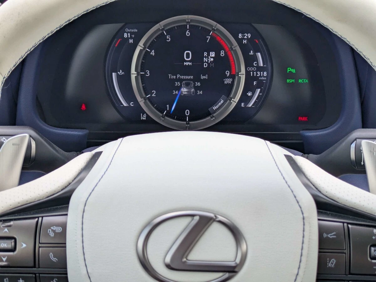 2021 Lexus LC 500 - Photo 25