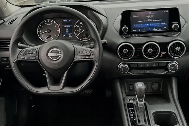 2025 Nissan Sentra S photo 11