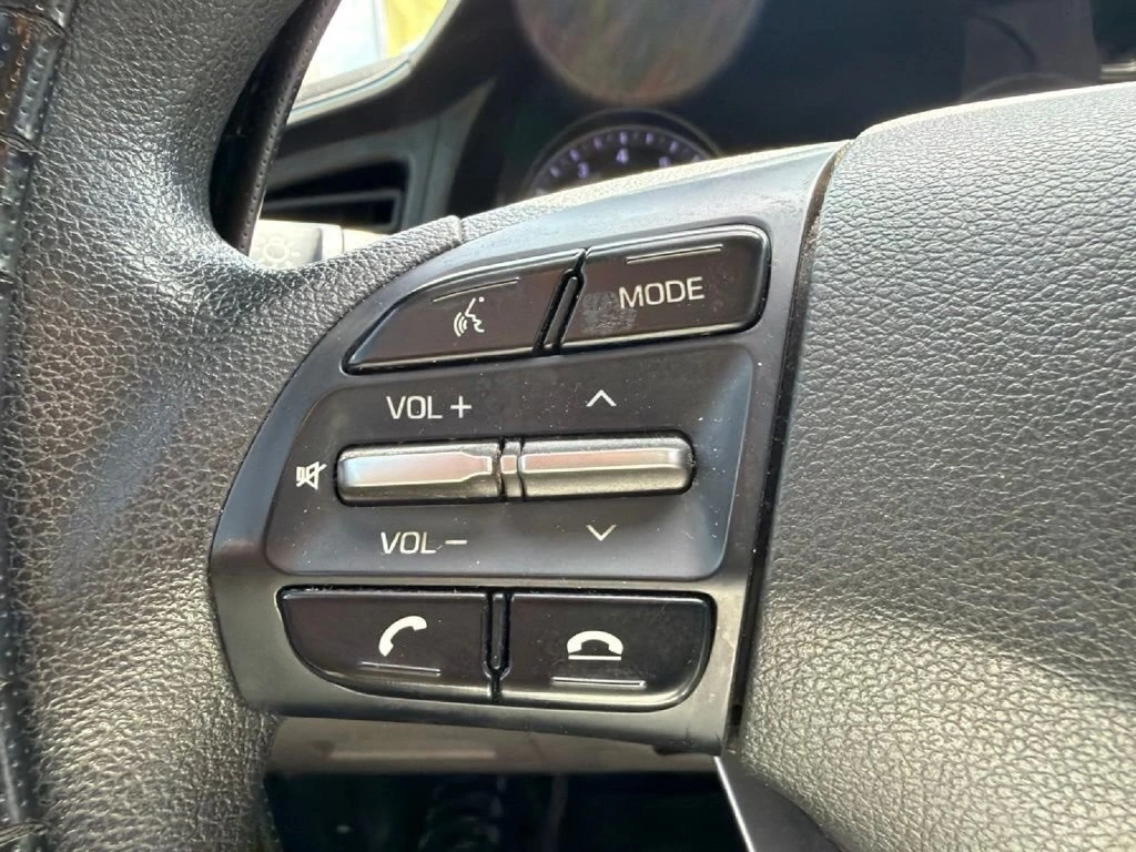 2020 Hyundai Elantra SEL - Photo 18