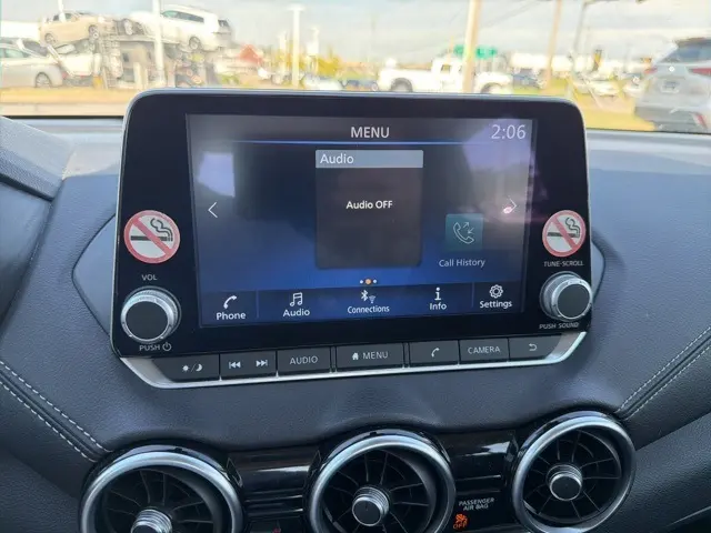 2024 Nissan Sentra SV photo 13