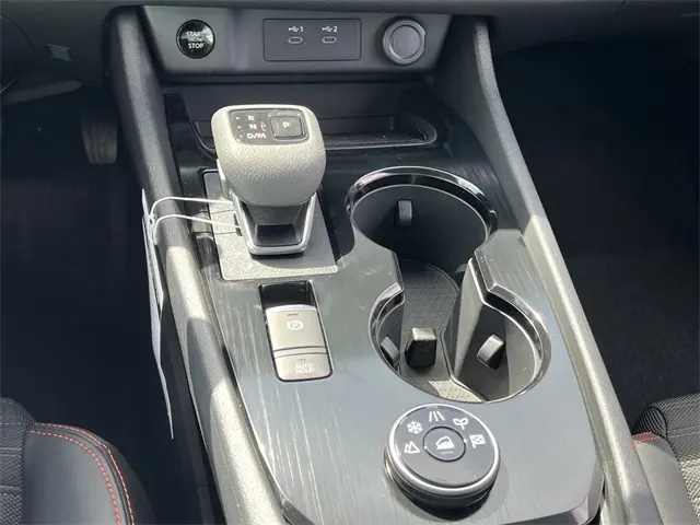 2026 Nissan Rogue SV photo 14