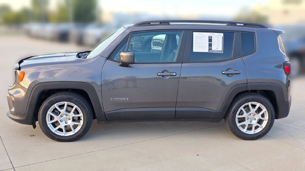 Used 2020 Jeep Renegade Latitude with VIN ZACNJABB1LPL17580 for sale in Kansas City