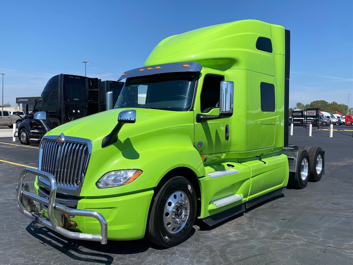2023 INTERNATIONAL LT625