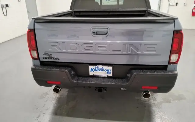 2026 Honda Ridgeline Black Edition photo 3