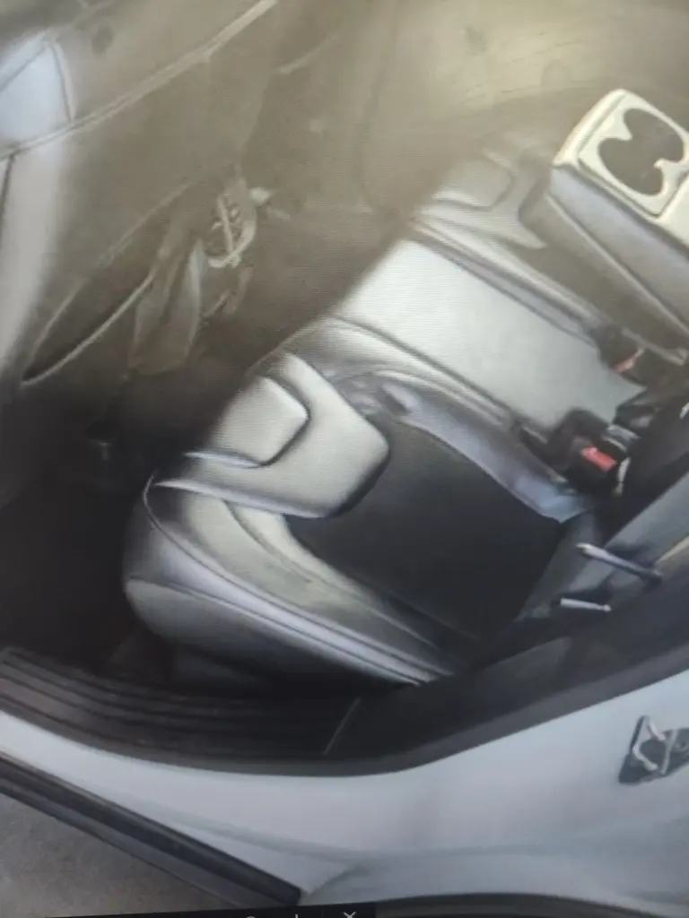 2020 Jeep Cherokee Altitude photo 8
