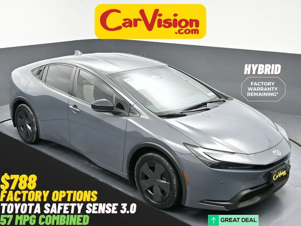 2024 Toyota Prius LE's photo