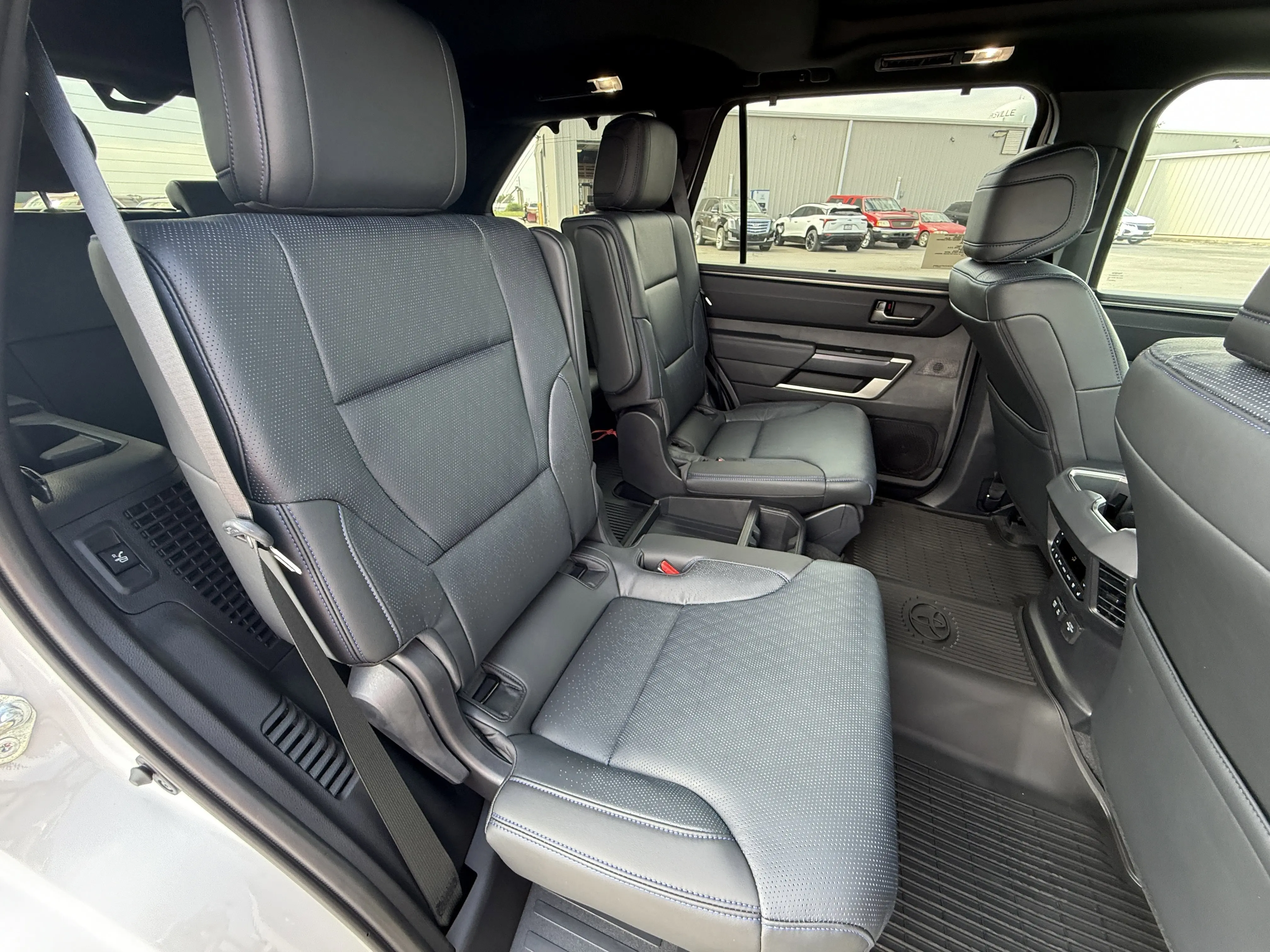 2026 Toyota Sequoia Platinum photo 15