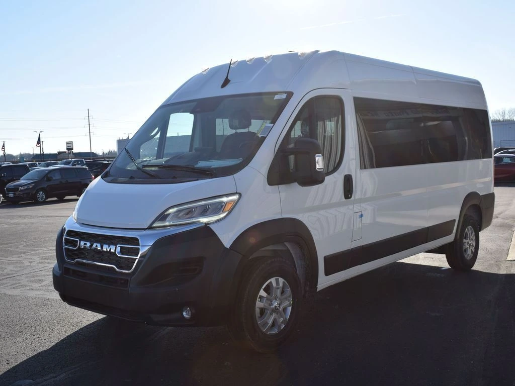 2024 RAM ProMaster Window Van Base - Photo 10