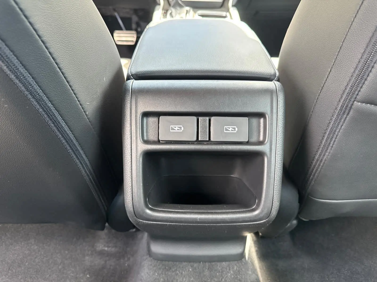 2022 Honda Accord Sport photo 32