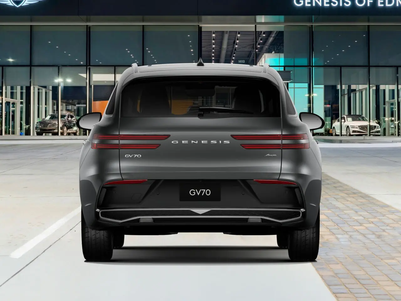2026 Genesis GV70 2.5T Advanced photo 5