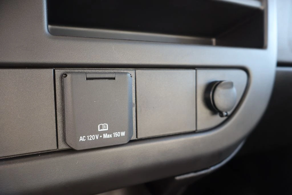 2025 Chevrolet Express Cargo Work Van - Photo 19