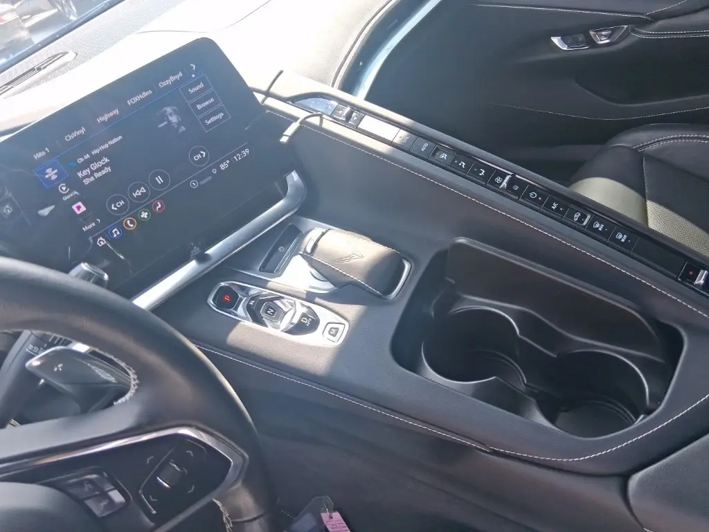 2023 Chevrolet Corvette Stingray 1LT photo 18