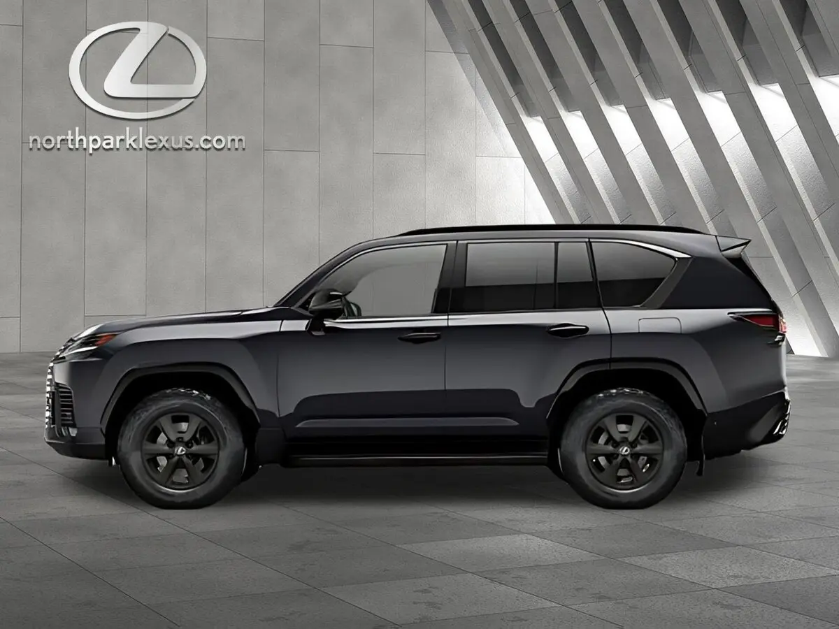 2025 Lexus LX Overtrail's photo