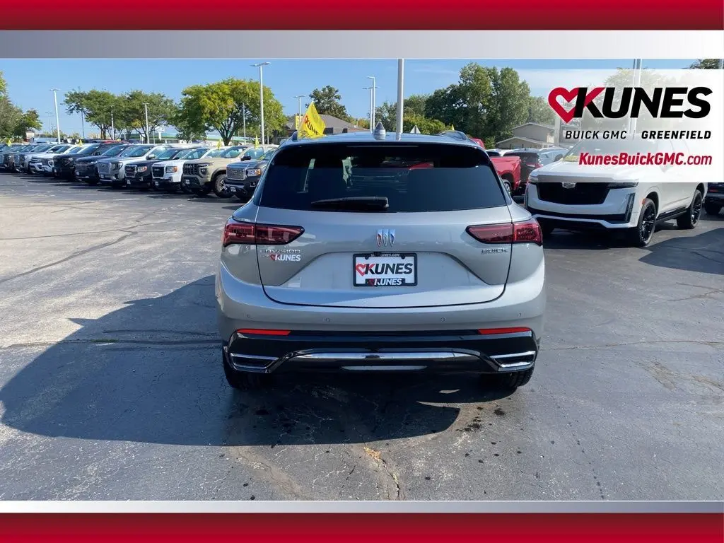 2024 Buick Envision Sport Touring photo 4