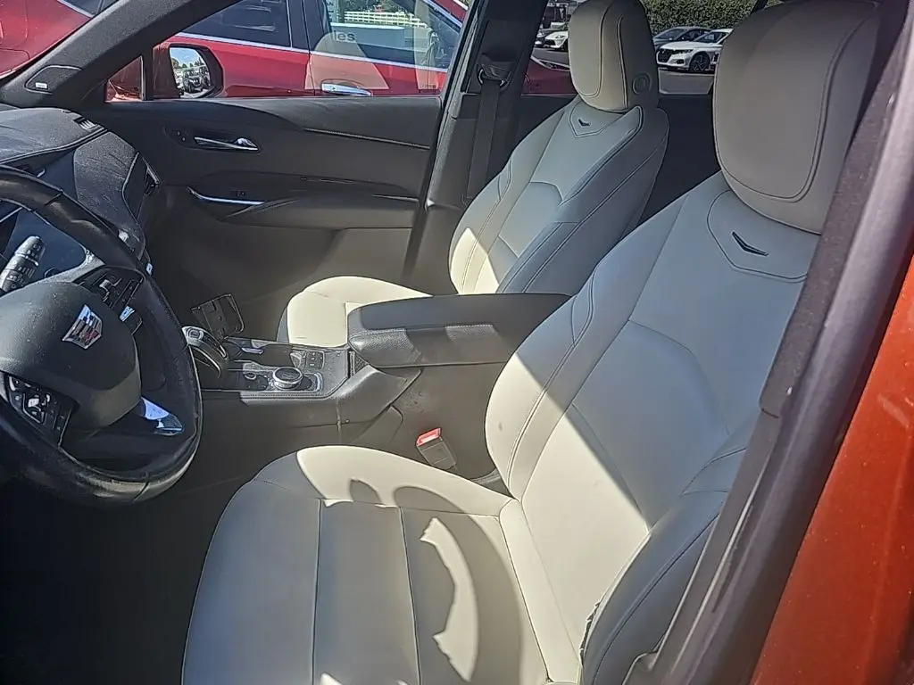 2019 Cadillac XT4 Sport photo 9