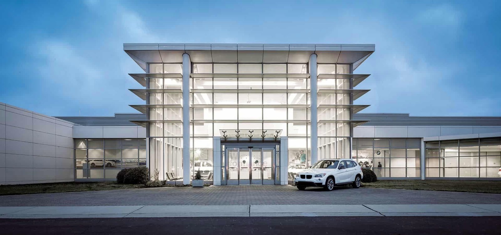 bmw performance center