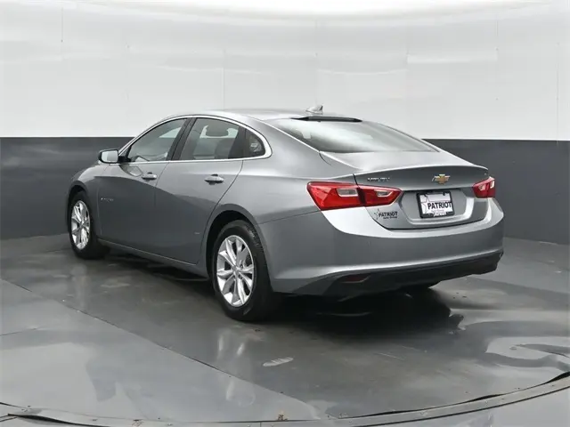 2024 Chevrolet Malibu 1LT photo 4