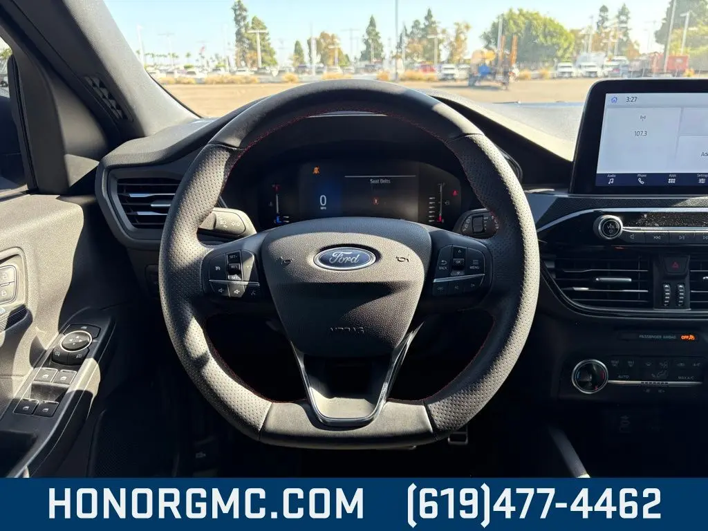 2024 Ford Escape ST-Line photo 25