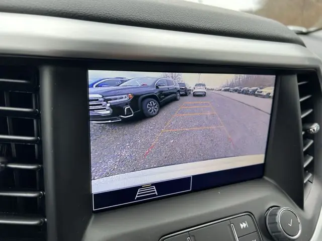 2023 Gmc Acadia SLE photo 4