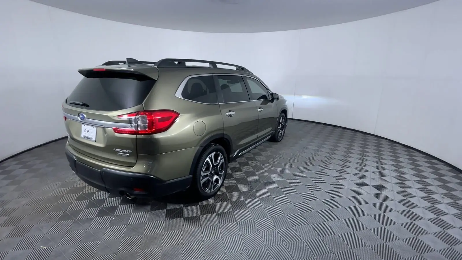 2023 Subaru Ascent Touring photo 8