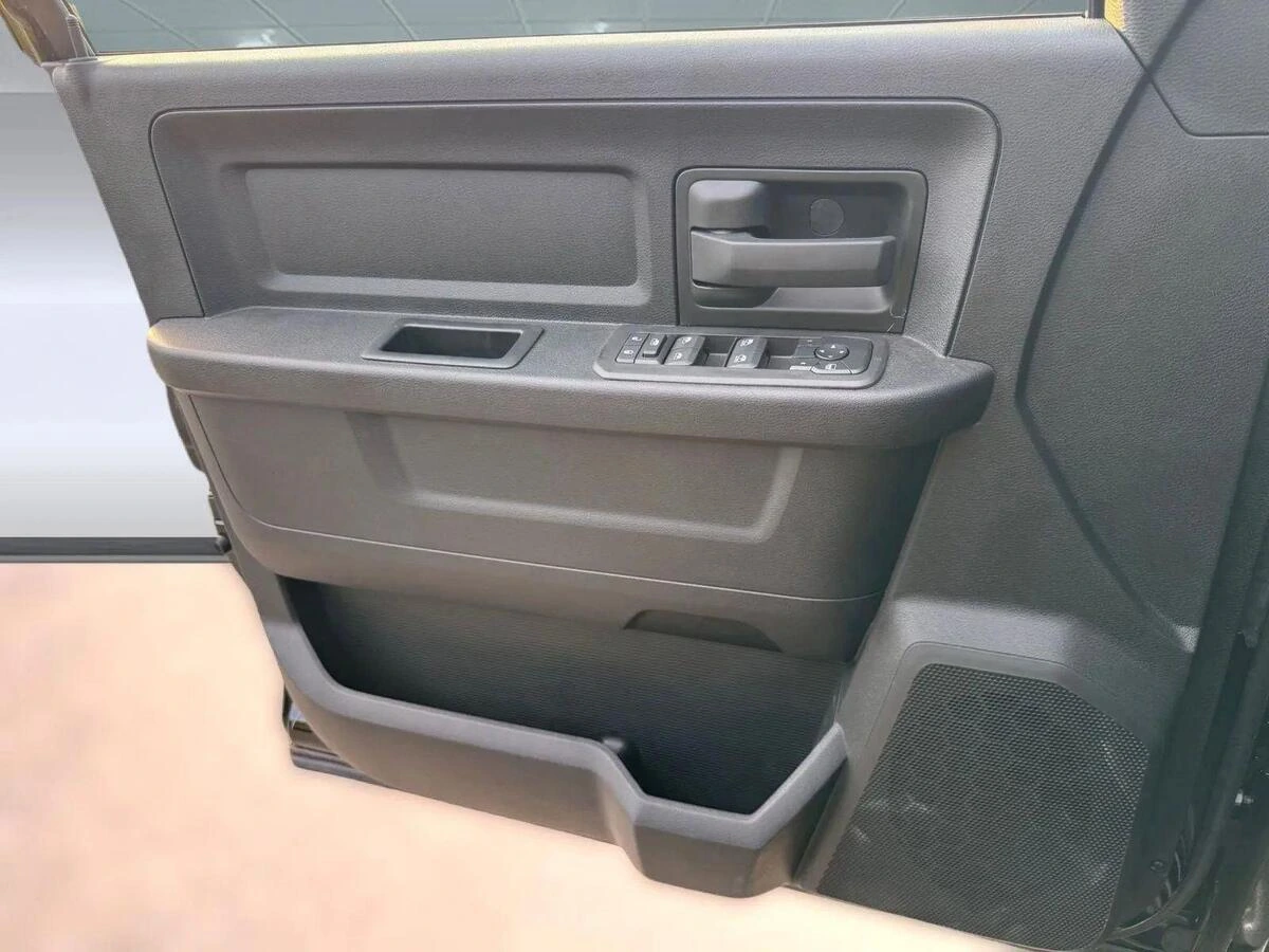 2026 RAM 2500 Tradesman - Photo 11