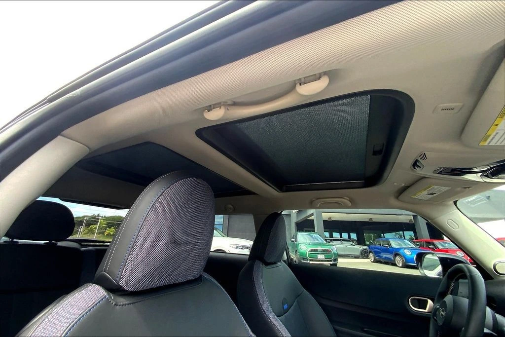 2025 MINI Hardtop 2 Door S - Photo 23