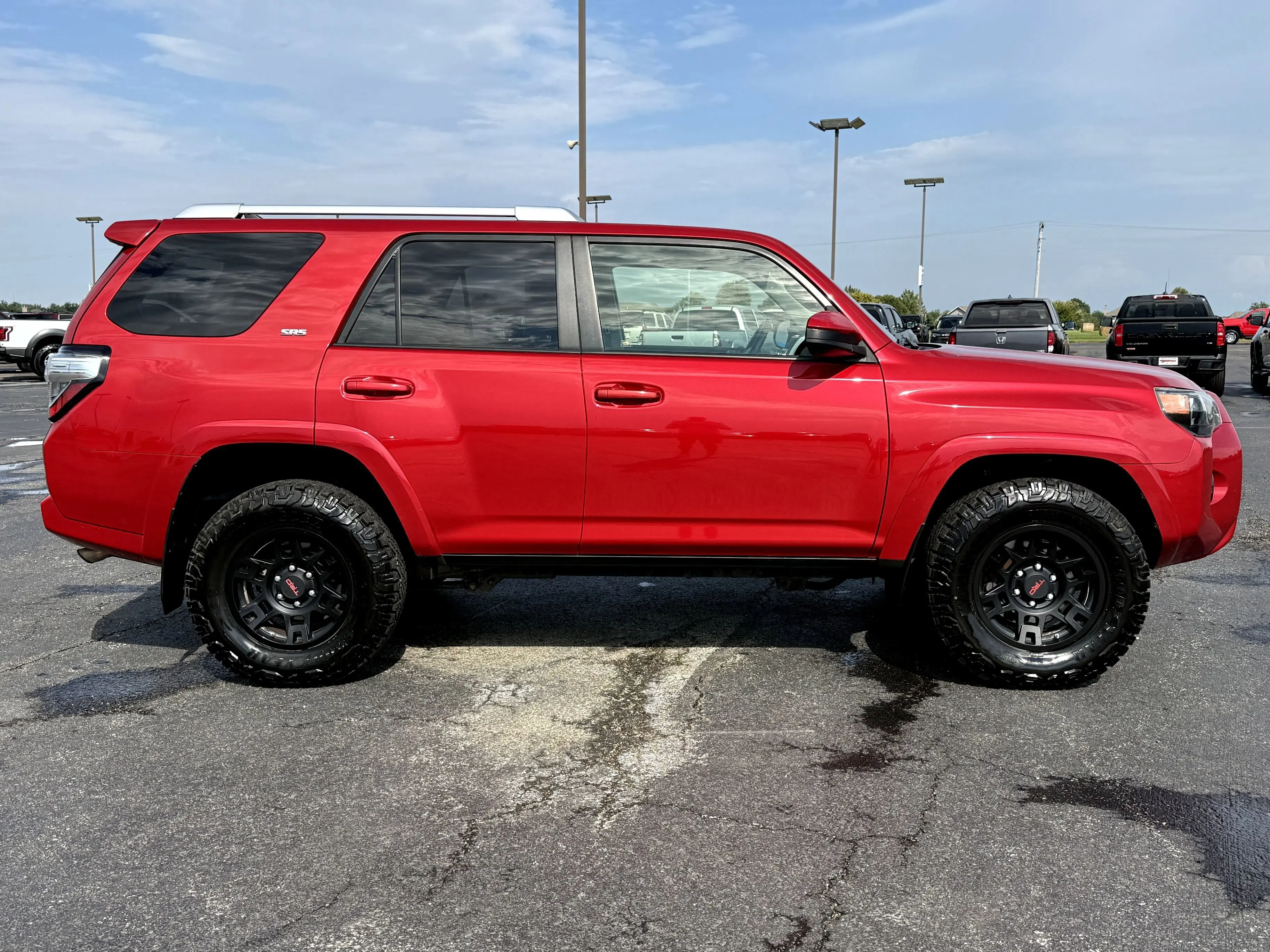 2015 Toyota 4Runner SR5 photo 2
