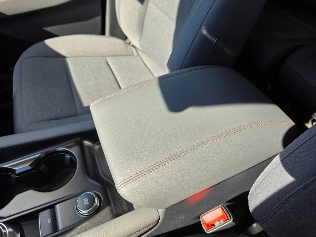 2025 Ford Explorer Active - Photo 39