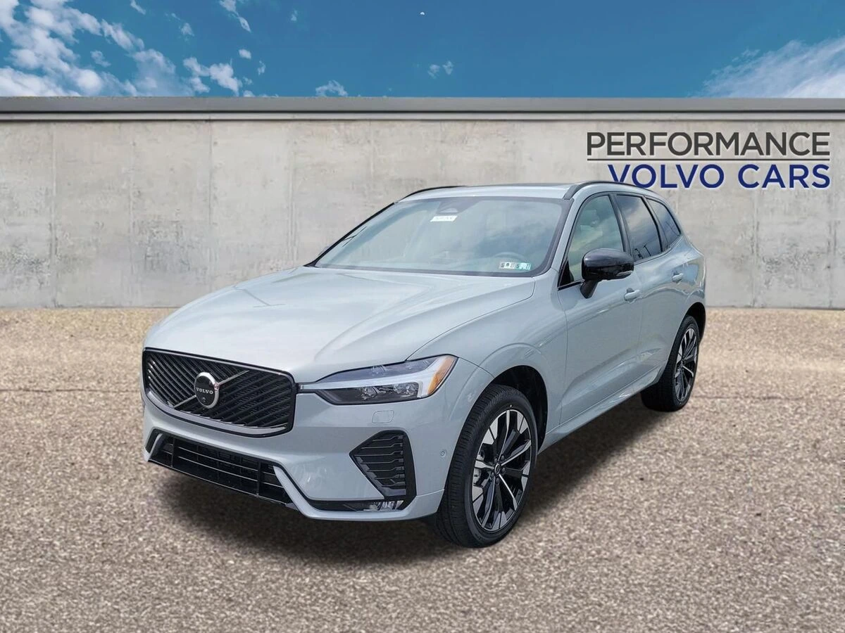 2026 Volvo XC60 B5 Plus Dark AWD's photo