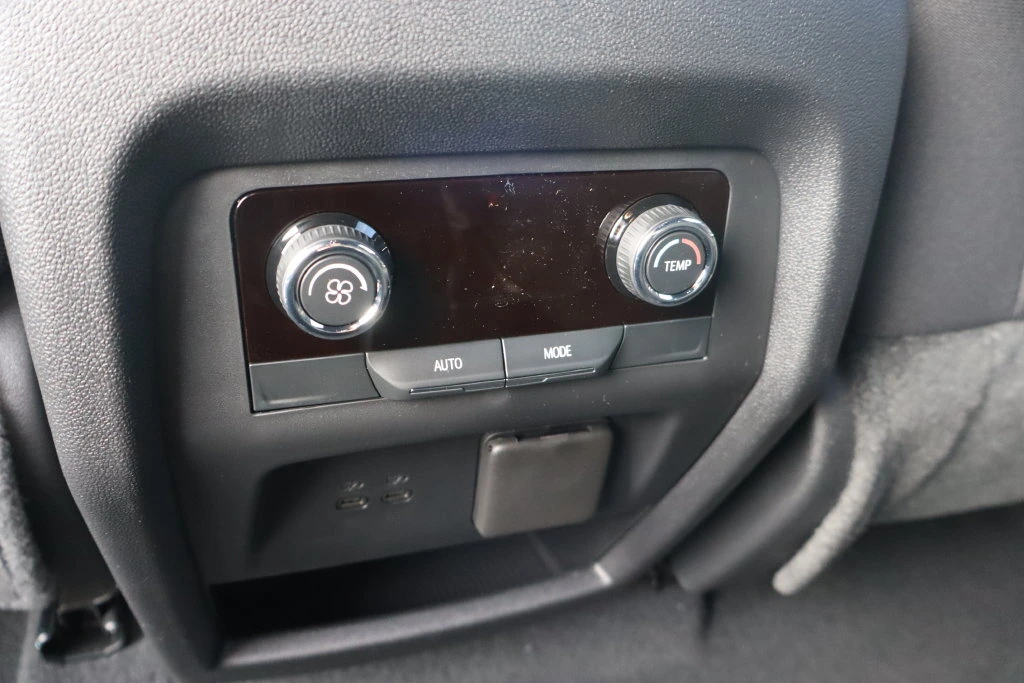 2027 Chevrolet Traverse LT - Photo 26