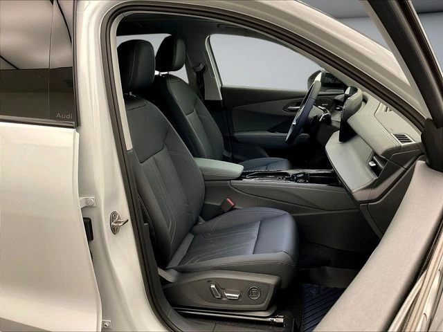 2026 Audi Q3 Base - Photo 14