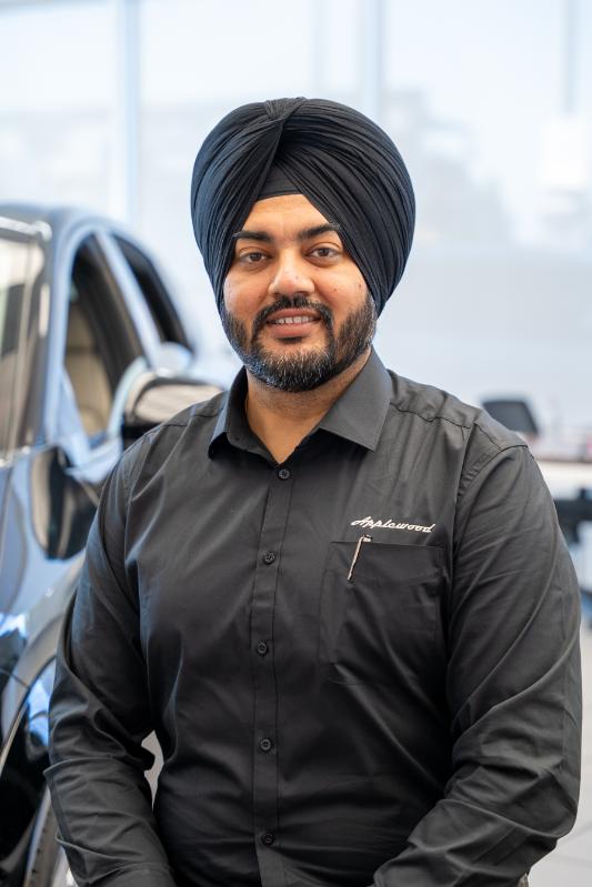 Atinder -photo