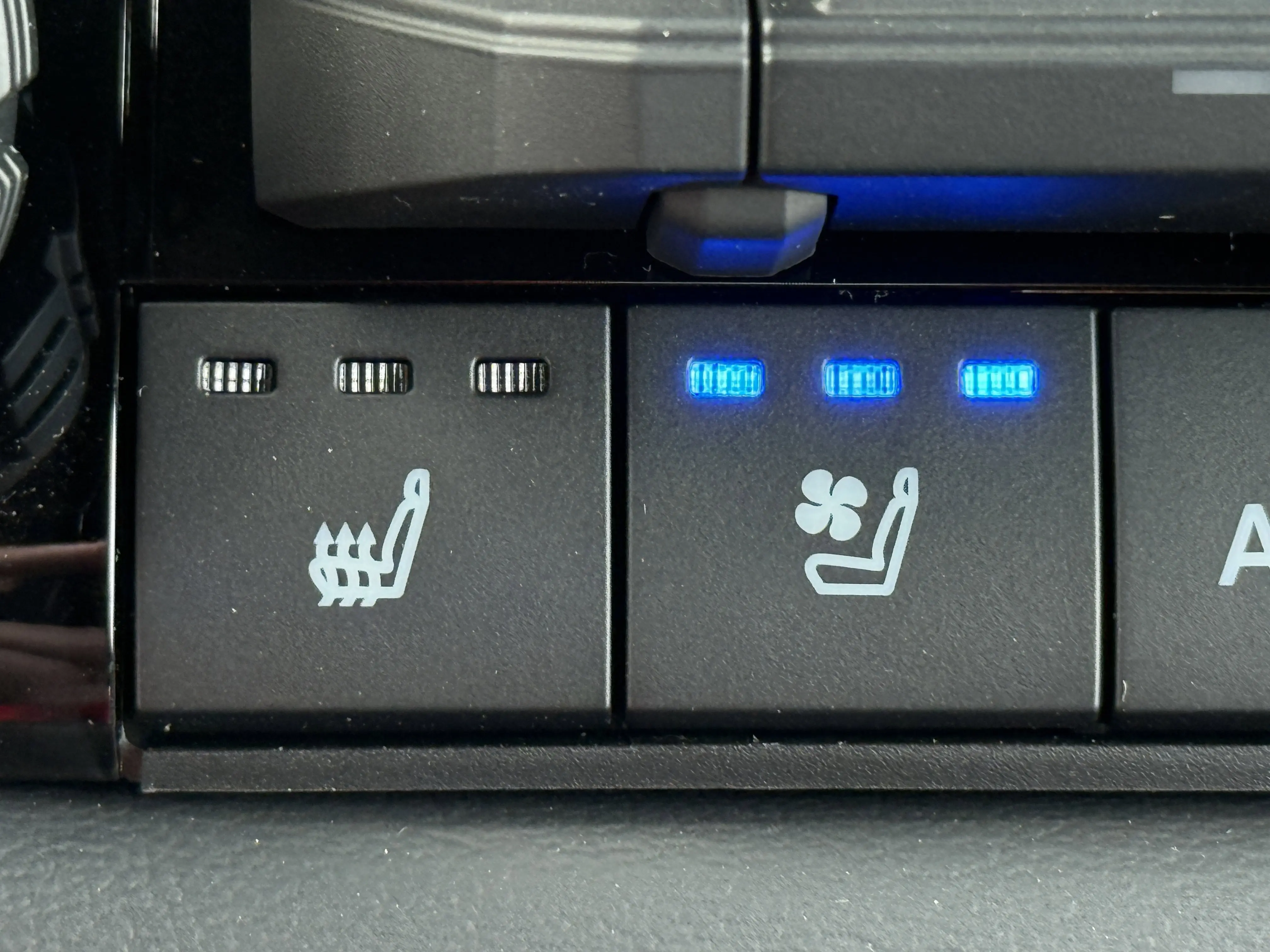 2026 Toyota Sequoia Platinum photo 38