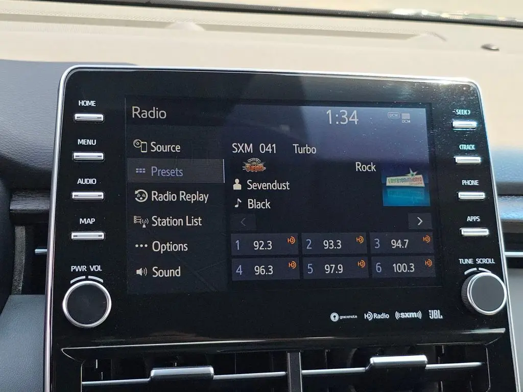 2021 Toyota Avalon Hybrid Limited photo 6