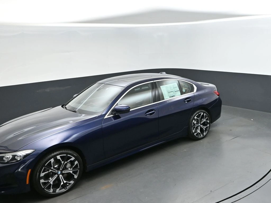 2026 BMW 3 Series 330i - Photo 31