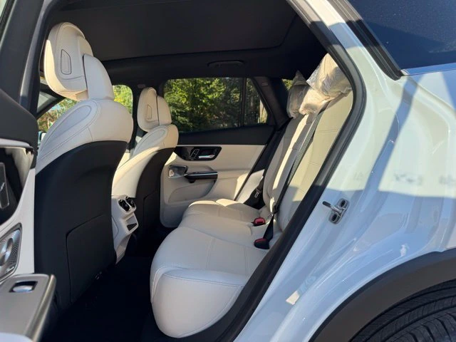 2026 Mercedes-Benz GLC Base - Photo 13