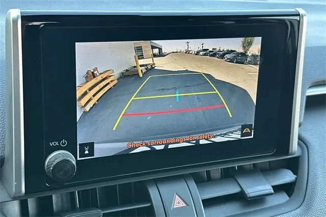2024 Toyota RAV4 Hybrid LE photo 15