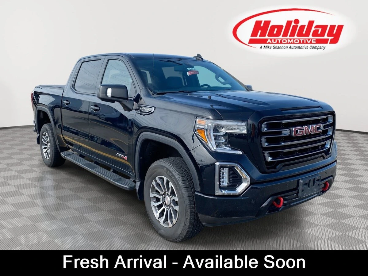 2020 GMC Sierra 4WD Crew Cab Short Box AT4's photo