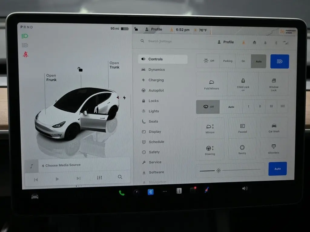 2022 Tesla Model Y Performance photo 19
