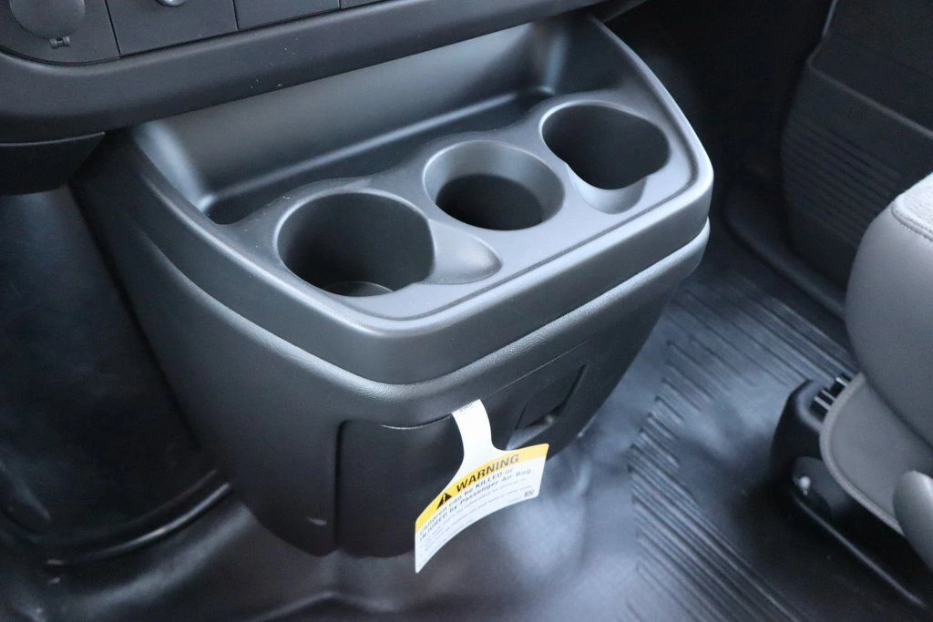 2025 Chevrolet Express Cargo Work Van - Photo 19