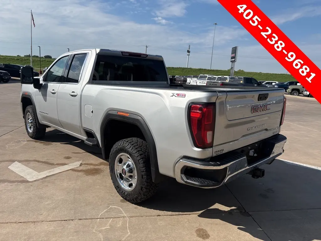 2022 Gmc Sierra 2500 HD SLE photo 7