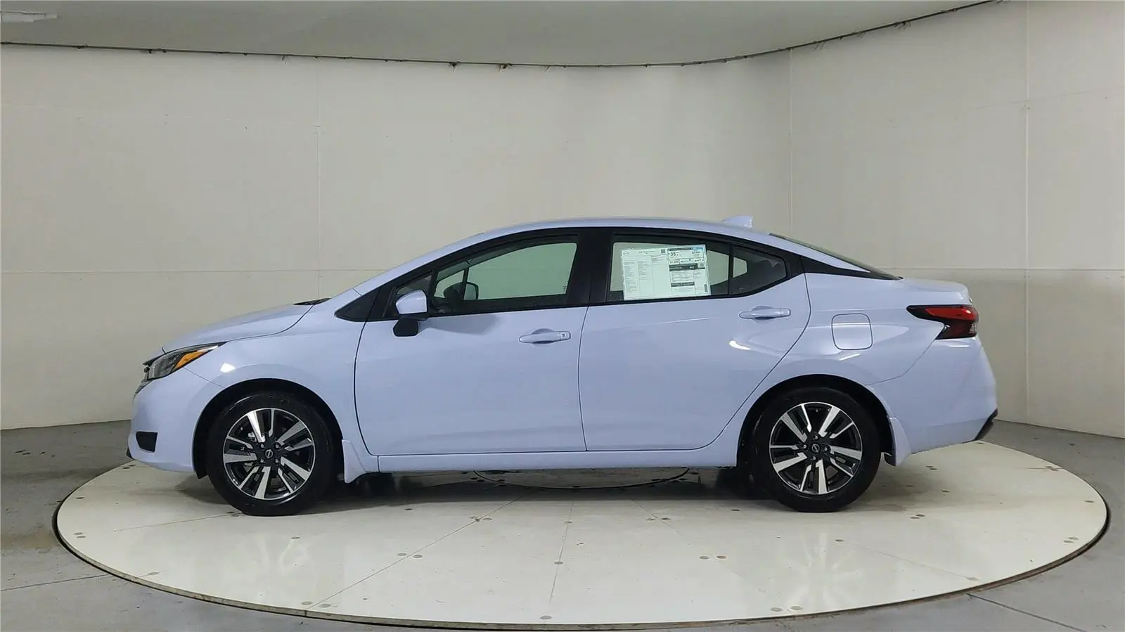 2025 Nissan Versa SV photo 3